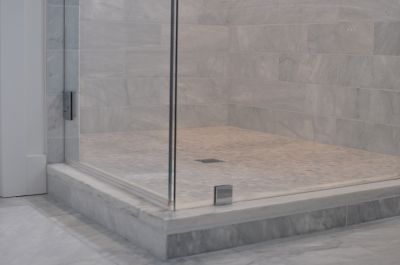 High-Quality Glass Enclosures